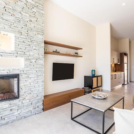 Euphoria Suites Lakki  Buitenkant foto