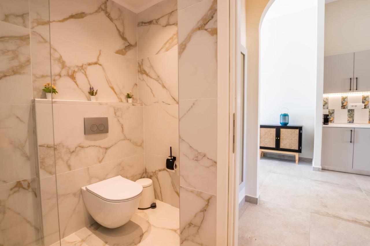 Euphoria Suites Lakki  Buitenkant foto
