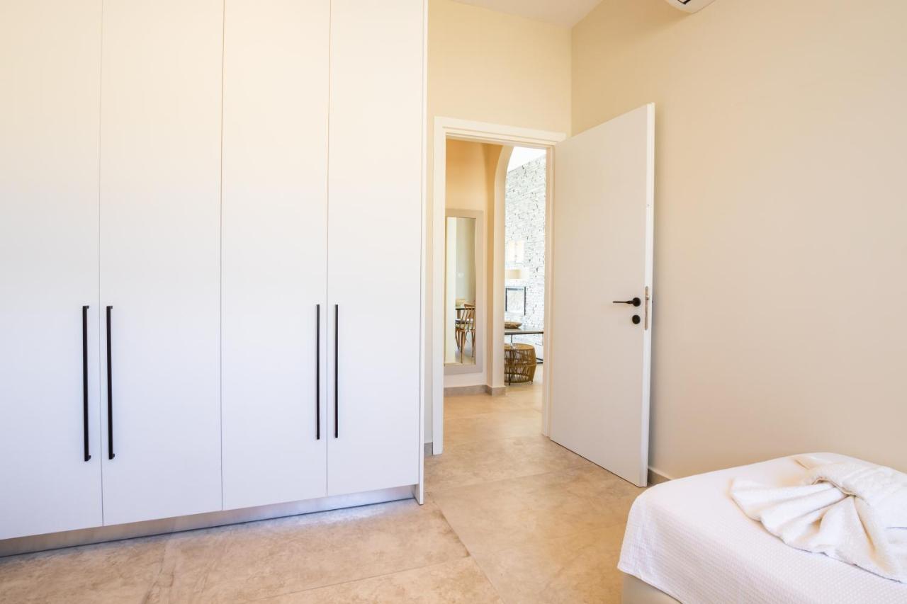 Euphoria Suites Lakki  Buitenkant foto