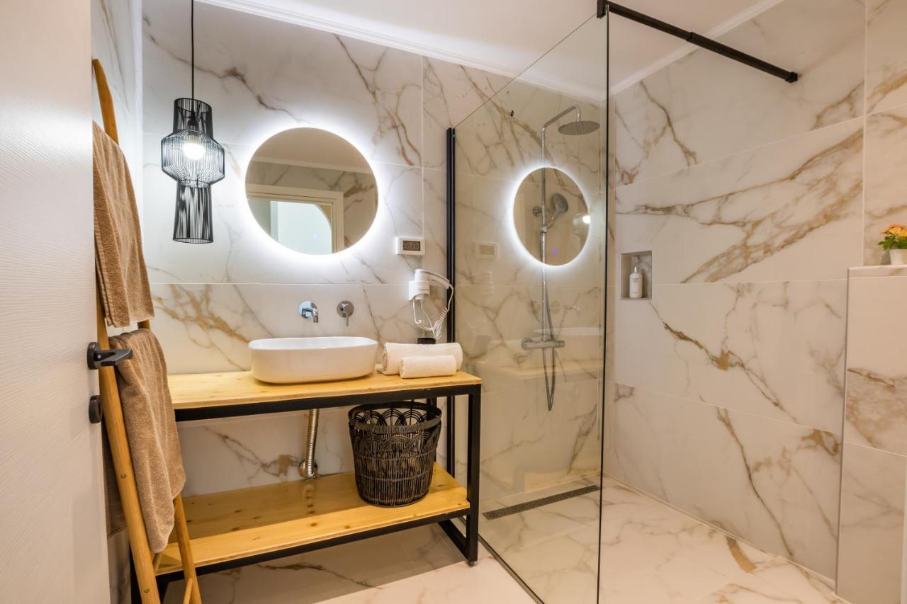 Euphoria Suites Lakki  Buitenkant foto