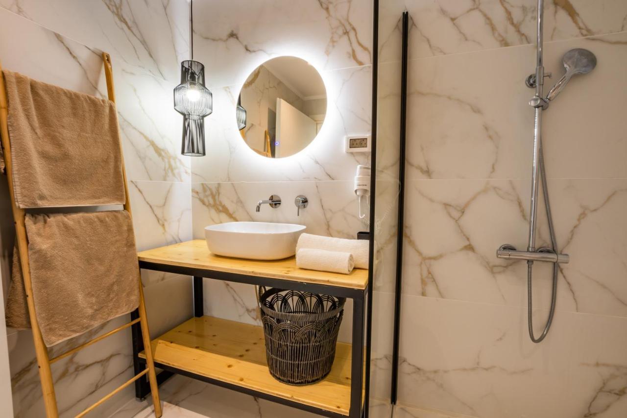 Euphoria Suites Lakki  Buitenkant foto